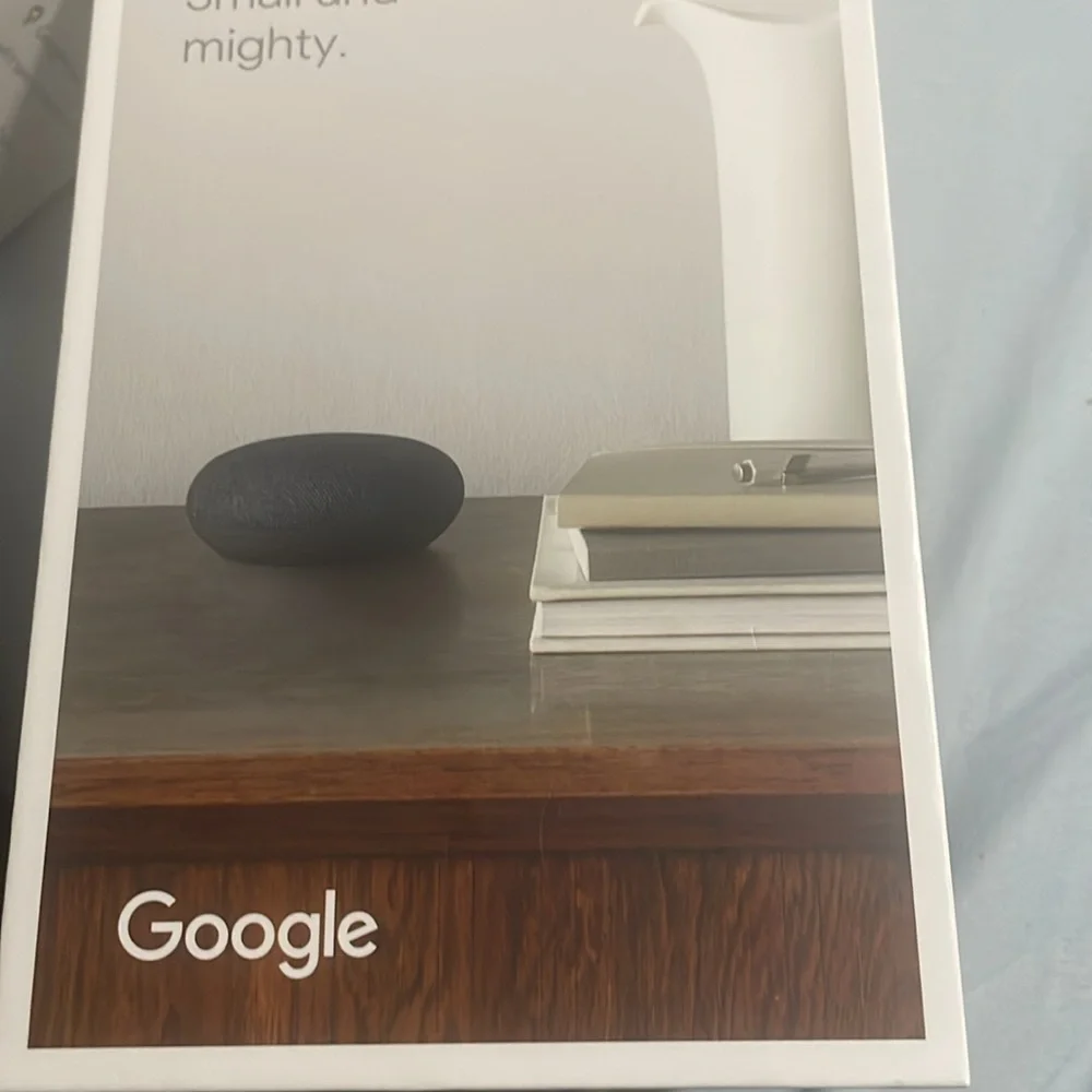 Google Nest Mini - Picture 3 of 3